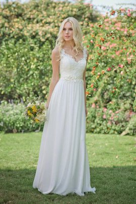 Robe de mariée mode vintage distinguee longue v encolure