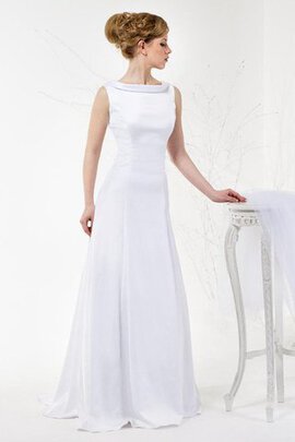 Robe de mariée plissé pèlerine longueur au ras du sol ligne a fermeutre eclair