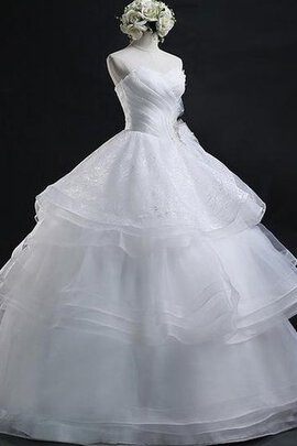 Robe de mariée romantique plissage delicat avec lacets de col en cœur
