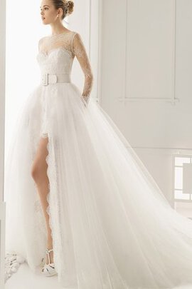 Robe de mariée charmeuse avec manche longue haut bas de col en v broder