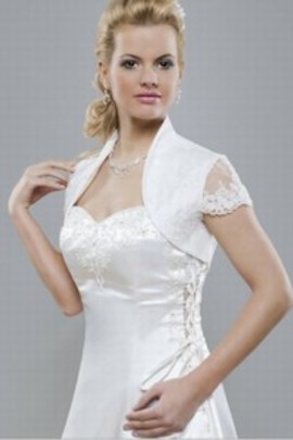 Blanc taffetas dentelle luxueuse ourlet Bolero