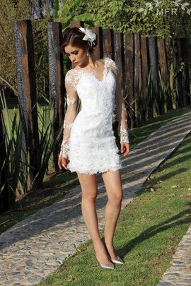 Robe de mariée simple avec décoration dentelle v encolure avec manche longue avec broderie