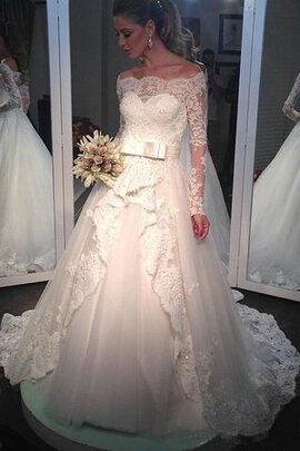 Robe de mariée fermeutre eclair appliques ligne a avec manche longue en satin