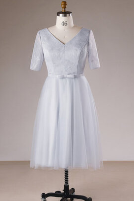 Robe de bal textile en tulle ligne a de col en v enchanteur humble