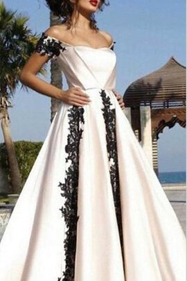 Robe de bal mode decoration en fleur ruché en satin ligne a