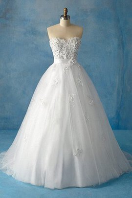 Robe de mariée naturel manche nulle en salle de traîne courte col en forme de cœur