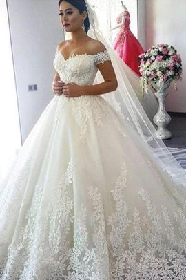 Robe de mariée délicat en tulle manche nulle d'epaule ajourée naturel