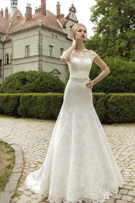 Robe de mariée sobre elégant vintage ceinture en étoffe avec lacets