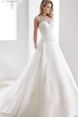 Robe de mariée classique distinguee avec chiffon a-ligne avec manche courte