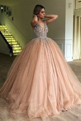 Robe de bal avec sans manches de col en v de mode de bal mignonne en tulle