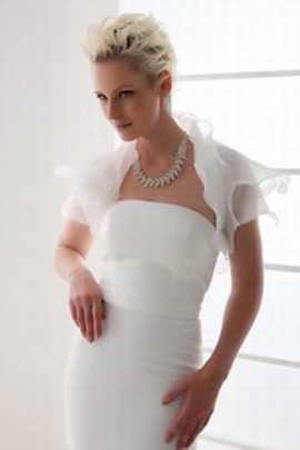 Blanc de luxe en organza de fleur 3D Bolero