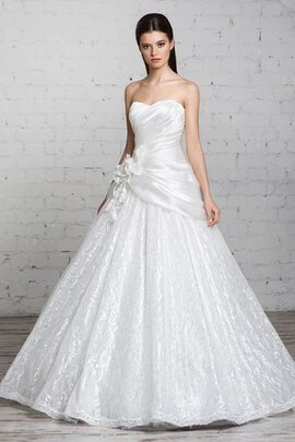 Robe de mariée longue naturel de traîne moyenne avec fronce col en forme de cœur