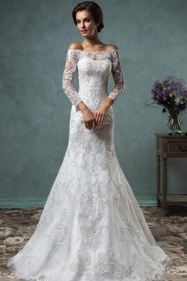 Robe de mariée longue vintage decoration en fleur en dentelle couche multipliere