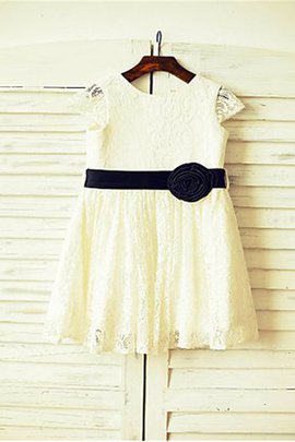 Robe cortège fille arrivée au mollet de princesse avec zip col u profond avec fleurs