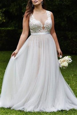 Robe de mariée a-ligne junoesque en tulle avec décoration dentelle naturel