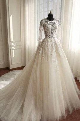 Robe de mariée en dentelle au niveau de cou en tulle avec zip decoration en fleur