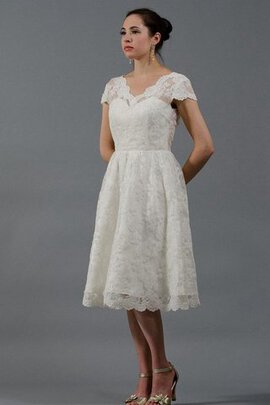 Robe de mariée classique avec manche courte de longueur à genou de col entaillé ligne a