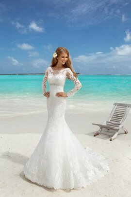 Robe de mariée vintage en dentelle de sirène avec lacets en plage
