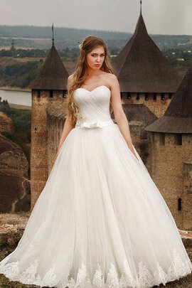 Robe de mariée a-ligne avec nœud de traîne courte en tulle manche nulle