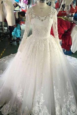 Robe de mariée sobre eclaté elégant en organza decoration en fleur