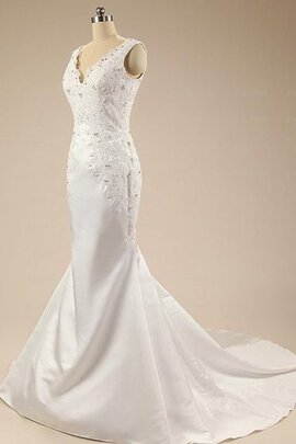 Robe de mariée longue de sirène de col en v sans dos en satin