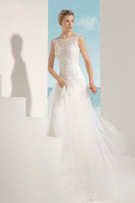 Robe de mariée romantique plissé au bord de la mer en dentelle en chute