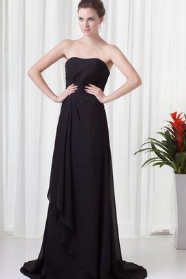 Robe de soirée longue au drapée de bustier avec chiffon