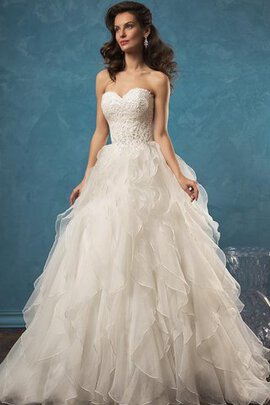 Robe de mariée de traîne moyenne col en forme de cœur ligne a en organza avec perle