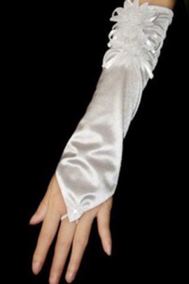 Taffetas floral blanc élégant | Gants de mariée modestes