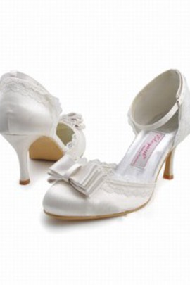 Avec Fine ronde de haut en satin chaussures de mariée