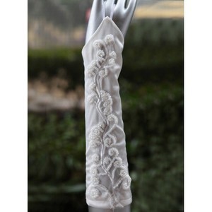 Taffetas blanc Gants de mariée de luxe