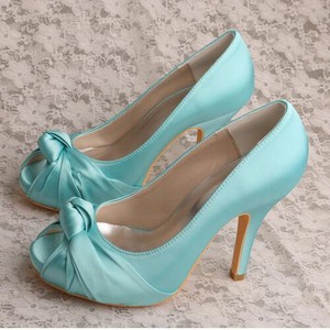 Chaussures de mariage moderne taille réelle du talon 3.94 pouce plates-formes talons hauts