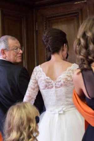 Robe de mariée avec nœud trou serre de longueur à genou en tulle brodé