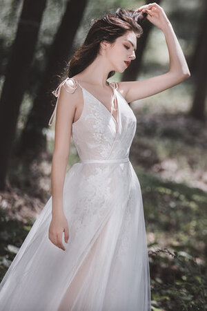 Robe de mariée bretelles spaghetti magnifique attirent naturel romantique