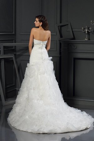 Robe de mariée longue manche nulle de princesse en organza col en forme de cœur