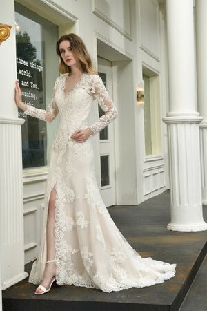 Robe de mariée avec bouton en satin de traîne courte junoesque solennel