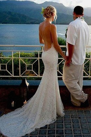 Robe de mariée dos nu de traîne courte manche nulle charme naturel