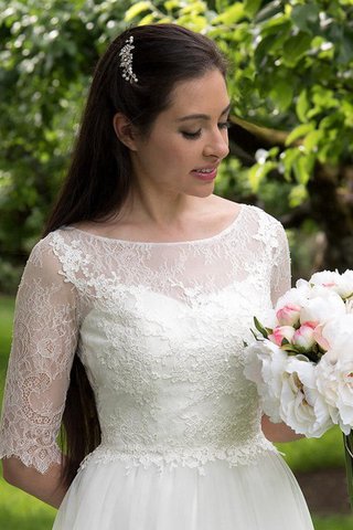 Robe de mariée boutonné lache de col bateau de traîne courte en 1/2 manche