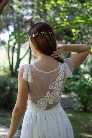 Robe de mariée plissé en plage avec manche courte avec décoration dentelle ligne a