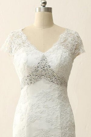 Robe de mariée de traîne courte en satin en dentelle avec perle jusqu'au sol