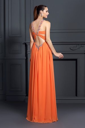 Robe de soirée longue de princesse a-ligne avec chiffon dénudé