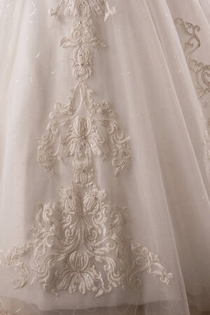 Robe de mariée passionnant en satin lache textile en tulle branle