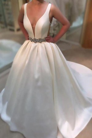 Robe de mariée naturel manche nulle de col en v de traîne moyenne de princesse