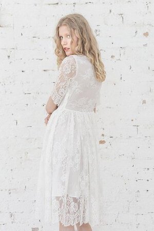 Robe de mariée naturel avec manche courte fermeutre eclair avec manche 1/2 asymétrique