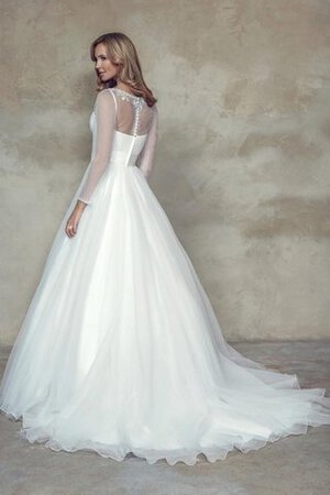 Robe de mariée longue naturel croisade en satin jusqu'au sol