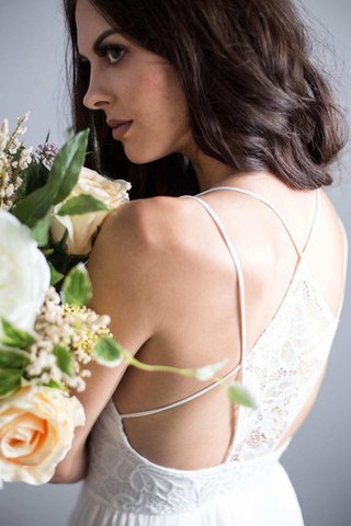 Robe de mariée intemporel en plage jusqu'au sol manche nulle avec gaze