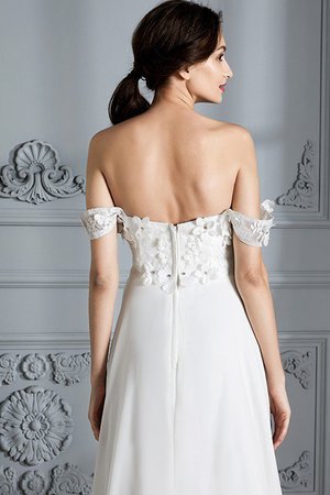 Robe de mariée naturel avec chiffon de princesse d'epaule ajourée manche nulle