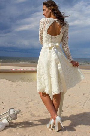 Robe de mariée romantique simple delicat avec manche longue avec nœud