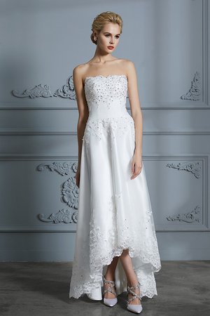 Robe de mariée accrocheur ligne a textile en tulle avec perle naturel