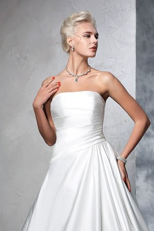 Robe de mariée longue de mode de bal de bustier manche nulle de traîne mi-longue